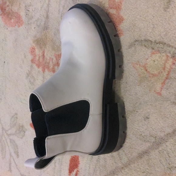H&M Chelsea Boot - Picture 2 of 16